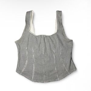 Vintage Cottagecore white and black gingham tank top with lace trim 🤍